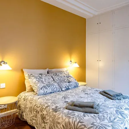 Apartament Luxury Flat Louvres 6 Guests