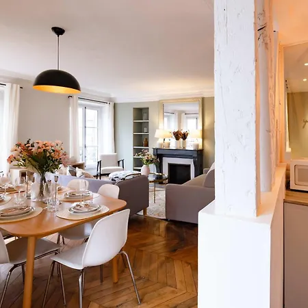 Luxury Flat Louvres 6 Guests Apartament
