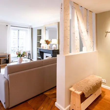 Luxury Flat Louvres 6 Guests شقة *